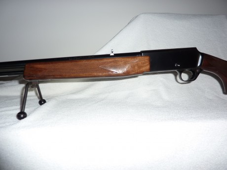 Vendo una carabina semiautomática Browning, modelo Bar 22, esta perfecta de estetica y de funcionamiento 12