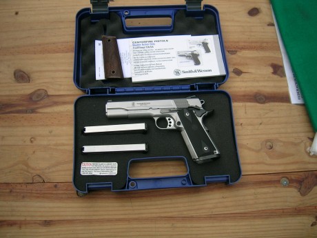 Hola, un amigo vende pistola Smith and Wesson 1911 Pro Series 9 Pb. en impecable estado, con muy pocos 02