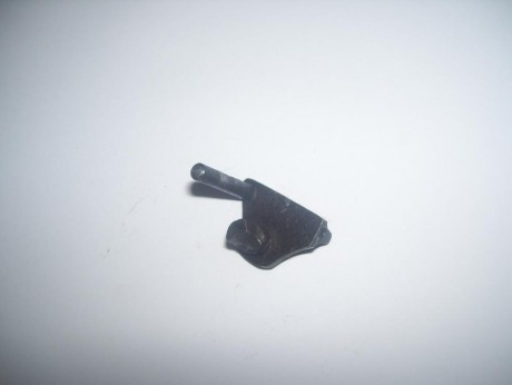 Hola
vendo unas piezas usadas y en muy buen estado de la Llama modelo Extra del 9 Largo

Martillo con 41