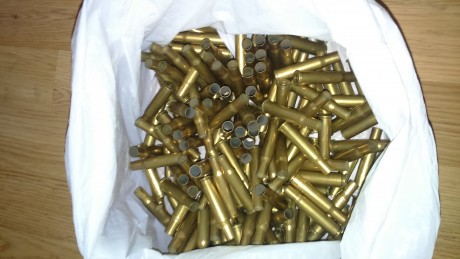 Vendo Dies Rcbs del 30-30  +187 Vainas con una única recarga (ese es todo el uso que tienen los dies).

 01