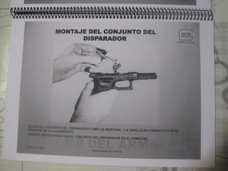 Se vende libro fotocopiado y encuadernado del desmontaje de pistola Glock, valida para todos los modelos. 00