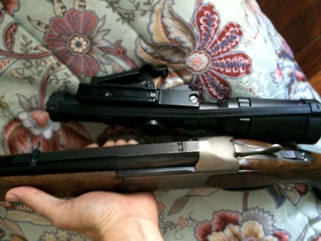 Express valmet 30-06
-selector de tiro en gatillo.
-monturas recknagel desmontables tubo 30mm.
-caños 10