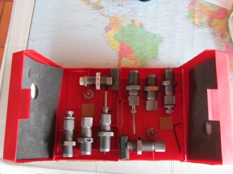 Vendo juegos de dies Hornady del 32 y de 9mm (incluyen tapel crim) Están como nuevos.
Precio por separado 00