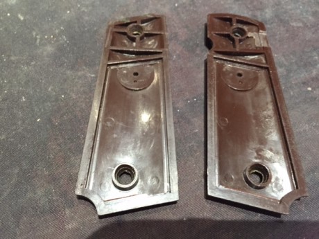 Vendo este juego de cachas de plastico para Colt 1911.
En perfecto estado estetico y de uso.
Estan en 01