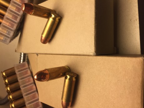 Hola, me gustaría saber si alguien puede darme alguna información respecto a la recarga del calibre 9mm 92