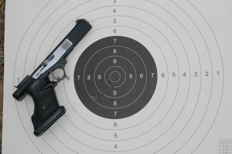 Un compañero pone a la venta esta magnífica pistola de competición Sako modelo TriAce.
Ganadora de varias 01