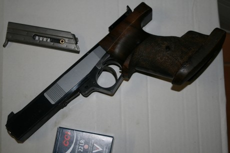 Un compañero pone a la venta esta magnífica pistola de competición Sako modelo TriAce.
Ganadora de varias 00