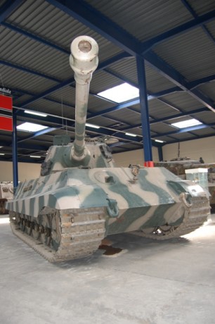 :tanque^: 140
