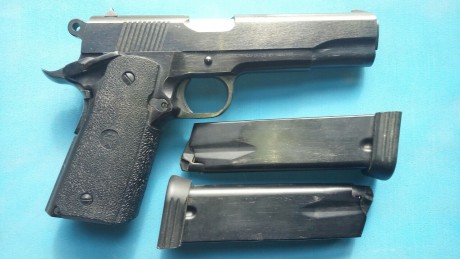 Vendo mi Norinco NP30 del cal. 45 ACP como   NUEVA   . 
La compré a estrenar en armeria Kaymo de Valladolid,
porque 02