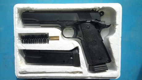 Vendo mi Norinco NP30 del cal. 45 ACP como   NUEVA   . 
La compré a estrenar en armeria Kaymo de Valladolid,
porque 20