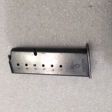 Vendo cargador para Firestar de 9mm, 25 euros con envio incluido, 00