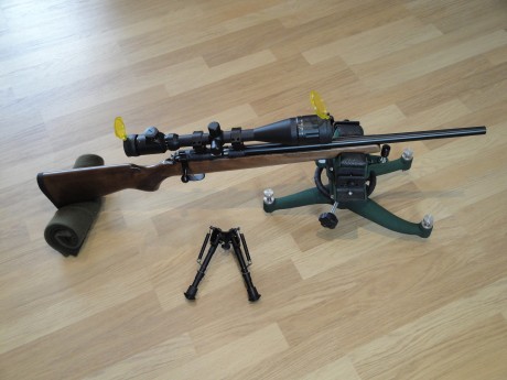 Qué carabina me aconsejais para BR 50? Y para Mini F-Class?

Me gusta la CZ de cañon pesado y la Remington 60