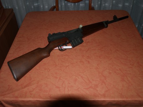 Pues Vendo tres Rifles, dos Históricos, y uno nuevo a Estrenar todavía tiene la grasa de Fabrica, 


El 01