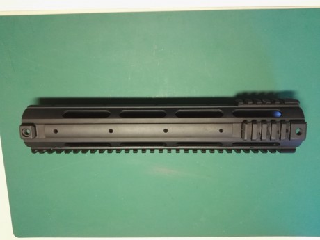 Vendo guardamanos para AR15
Marca:  Yankee Hill Machine YHM
Longitud: 12,5"
Free float. Customizable 01