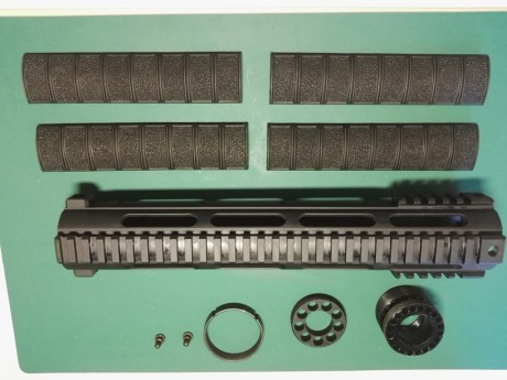 Vendo guardamanos para AR15
Marca:  Yankee Hill Machine YHM
Longitud: 12,5"
Free float. Customizable 00