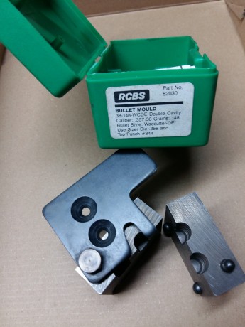 Hola a todos.
Vendo Juego de 4 dies calibre 9mm marca Lyman 60€ 41