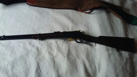 Buenas,  pongo a la venta un palanquero marca tigre calibre 44-40 , buen estado, pide 250 euros, un regalo.
 00