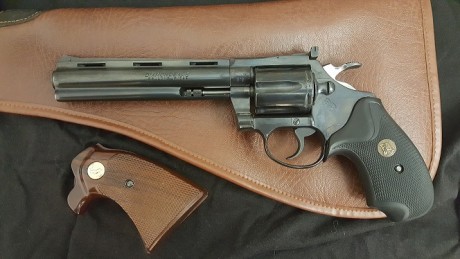 Buenos dias

Se vende por falta de uso Colt Diamonback de 6 pulgadas, calibre 22.
En perfecto estado. 02