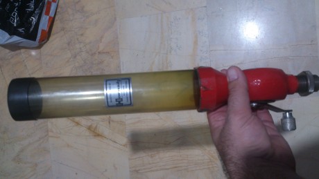 Dosificador Hornady que tambien funciona perfectamente claro está, lo vendo en 90€ incluido el soporte 01