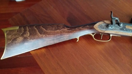 Vendo rifle de percusion del calibre 45 modelo Kentucky de la marca Ardesa, esta nuevo comprado de Diciembre 10