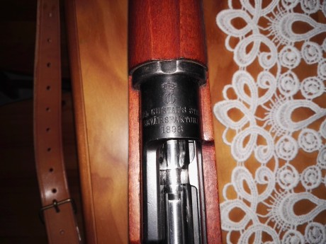 Saludos. Abro este post por si os apetece mostrar vuestras preciosidades.... Poco que decir del fusil 111