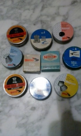 Vendo lote de balines o perdigones antiguos del 4.5. Cajas bien conservadas, de interes especial para 01
