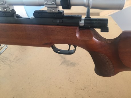 Buenos días:

Vendo otra joya de mi corona, pues eso.....Vendo carabina Walther KKM del año 1967, cañón 00