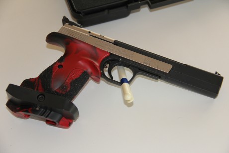 Vendo Hammerli X-ESSE Sport. Va perfecta, cero interrupciones, tiene poco uso. Para subir a 2ª y ampliar 00