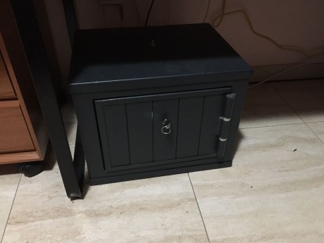 Vendo por dejar el tiro armero grado tres para tres armas cortas. Lo vendo con su documentación de homologación.
300€

Saludos 01