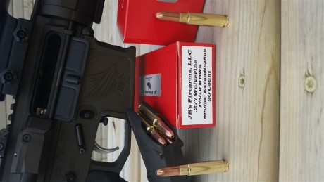 Saludos al foro.
El tema que quisiera tratar es el de la oferta de los rifles de cerrojo en calibre .300 131