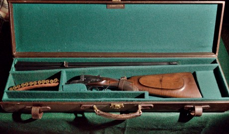 Hola 
Vendo rifle express modelo Hispania, en calibre 7x57 , en perfecto funcionamiento de todos sus mecanismos, 11