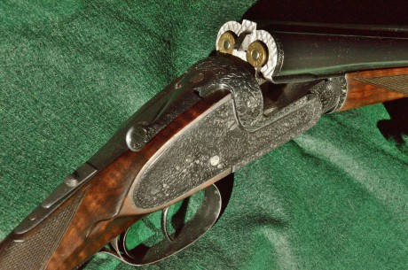 Hola 
Vendo rifle express modelo Hispania, en calibre 7x57 , en perfecto funcionamiento de todos sus mecanismos, 10