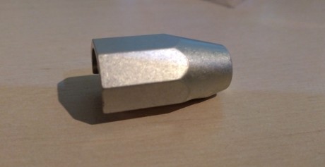 Hola,

Vendo un perno (es la parte posterior del cerrojo) para el Rifle tikka t3, en aluminio para poder 01