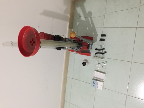 Buenos dias, 

por cambio de máquina, vendo con la que he estado recargando hasta ahora.

Para lo simple 02