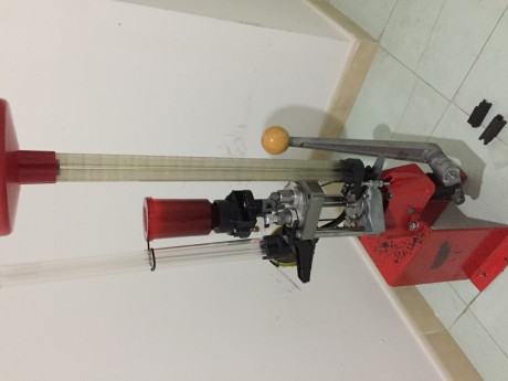 Buenos dias, 

por cambio de máquina, vendo con la que he estado recargando hasta ahora.

Para lo simple 01