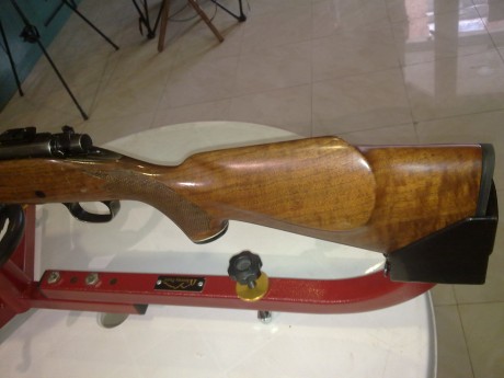 Poco se puede añadir a la bien merecida fama de este arma en lo que respecta a su precisión, robustez 02