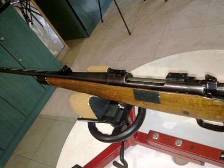 Poco se puede añadir a la bien merecida fama de este arma en lo que respecta a su precisión, robustez 01
