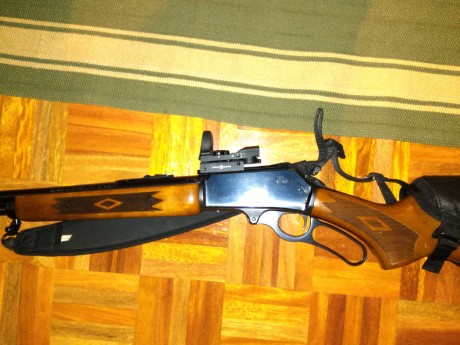 Hola. Vendo este rifle impecable, con holográfico sin estrenar así como la carrillera. Está en Guipúzcoa. 11