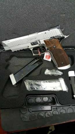 Vendo por ir dejando la afición, pistola SIG SAUER X-FIVE, comprada en Junio del 2016, nueva a estrenar.
He 00