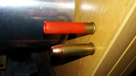 Vendo esta escopeta Parkemy de un cañón, plegable, calibre 9mm, si se recoge en mano entrego algo mas 101