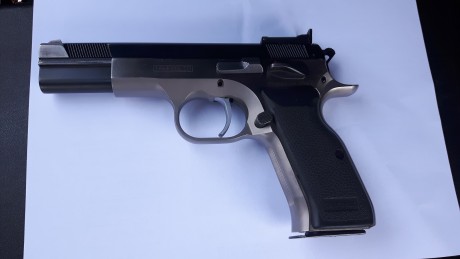 Hola, un compañero me pide que le ponga en venta una Tamfoglio MATCH de 9 m/m, esta muy nueva y tiene 00