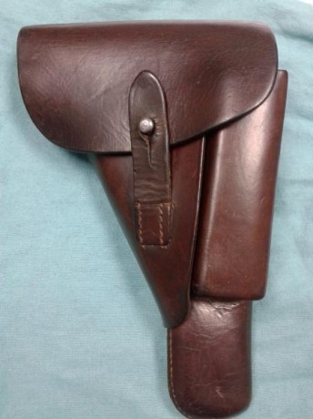 Hola compañeros:
Vendo Luger Mauser militar del año 35 (S42 Código G). Tiene todas las piezas idénticamente 11
