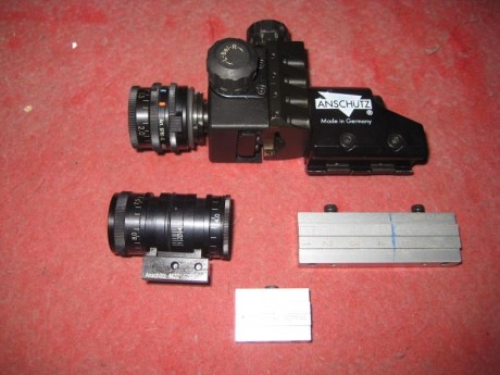 Hola, en venta diopter y tunel anschutz, con polarizador y con iris de colores y elevadores, precio 400 01