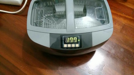 buenas tardes
vendo esta maquina de limpieza por ultrasonidos lyman 2500 por no usar.
estado impecable. 10