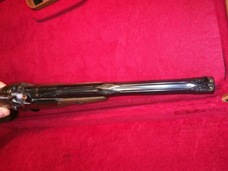 Vendo una gastinne renerte luxe de arsa  incrustaciones de oro y grabados como nueva, solo tirado 200 02