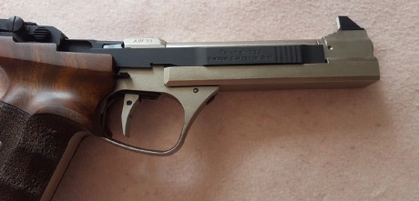 Pongo a la venta esta estupenda pistola FEINWERKBAU modelo AW 93.
Así mismo se incluye certificado de 01