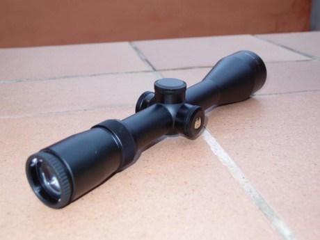 vendo visor nikon monarch e 2.5-10x50.
tubo de 30,reticula en segundo plano focal,corrector de paralage,fabricado 20