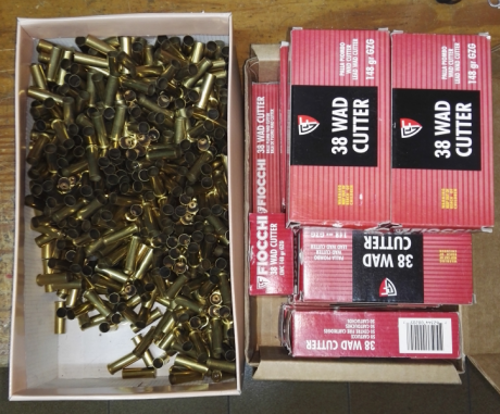 Muy buenas compañeros.
Tengo varias clases de vainas, marcas y calibres que venderia o cambiaria por algo 01