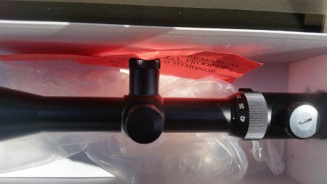 Vendo visor night-forcé 12-42x56 br 
Modelo retícula c104 . Corrección a 1/8 de moa
con retícula NP-R2. 12