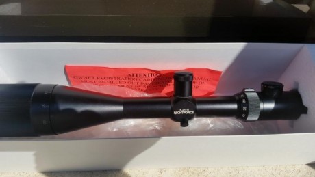 Vendo visor night-forcé 12-42x56 br 
Modelo retícula c104 . Corrección a 1/8 de moa
con retícula NP-R2. 11